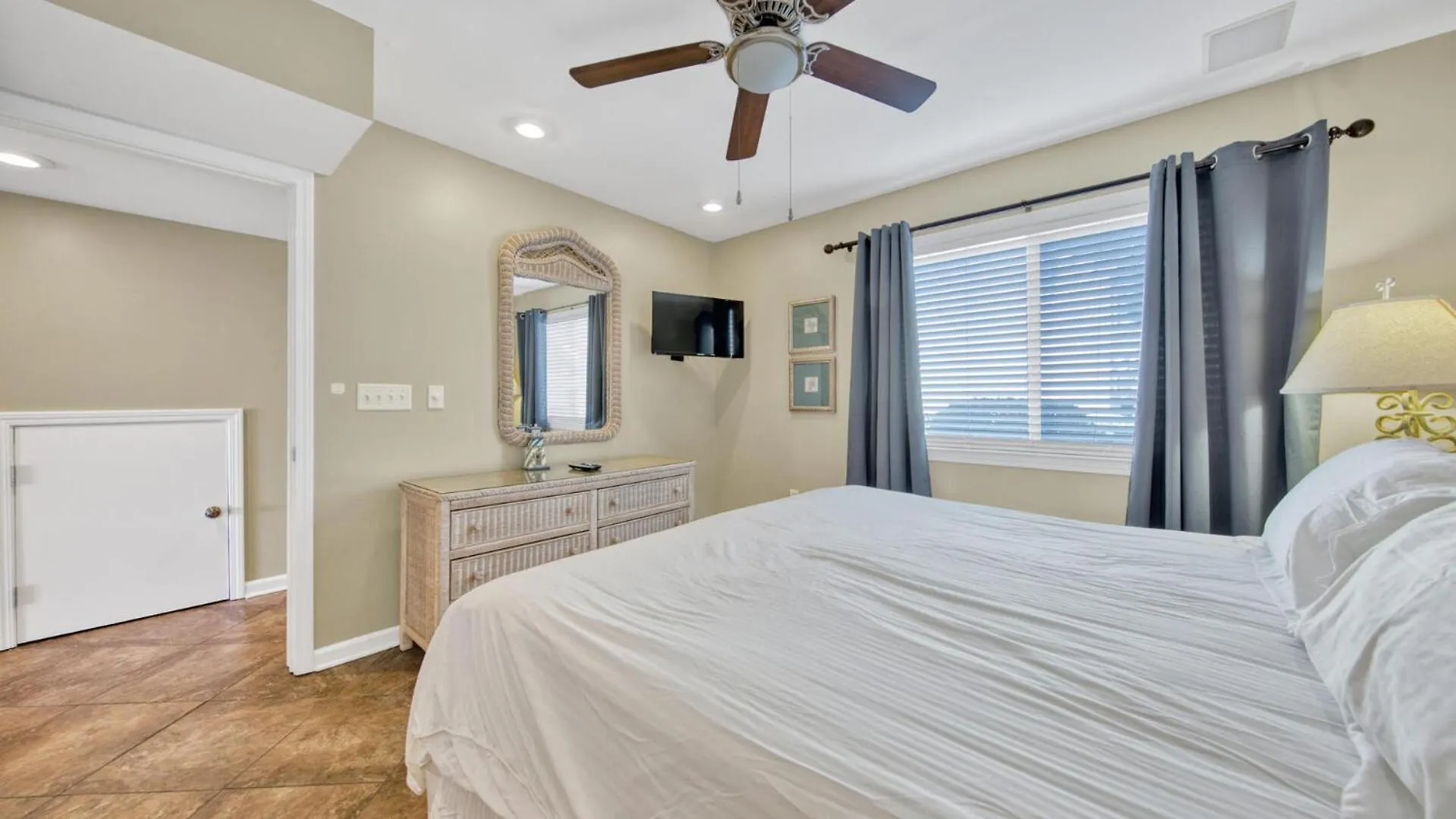 Southbay By The Gulf 124 A Beach Front 3 Bedroom Townhome In Destin 0*,